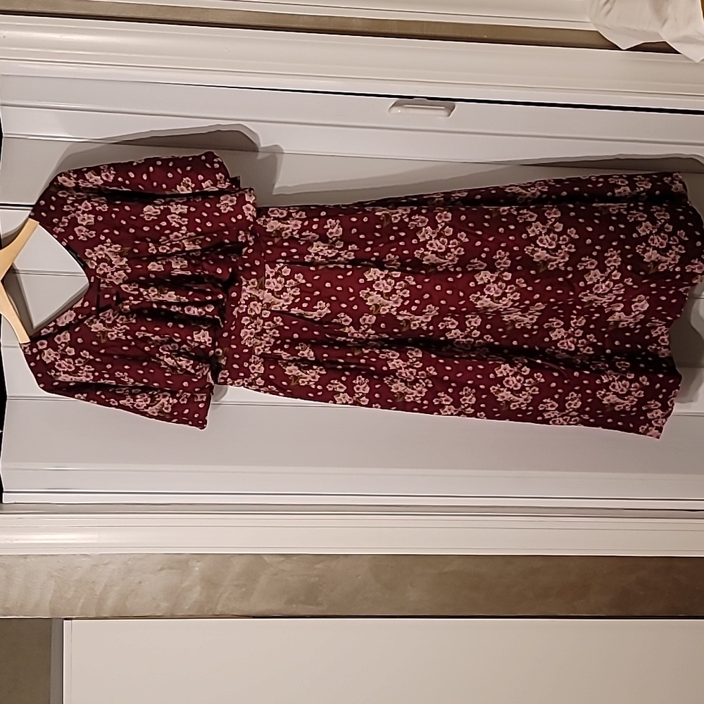 NWT Floral The Pyramid Collection size XS